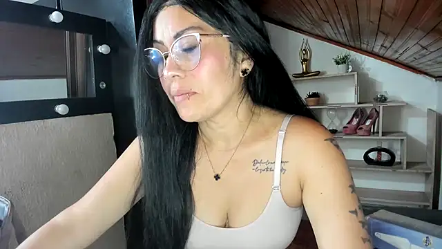 Tania_mature's Live XXX Chat