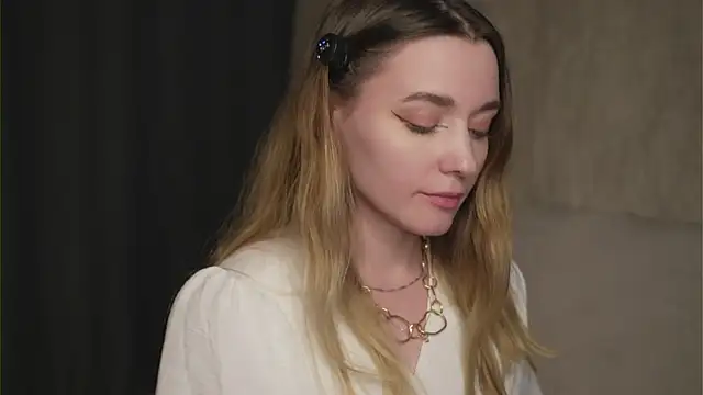 Miss-Angel_'s Live XXX Chat