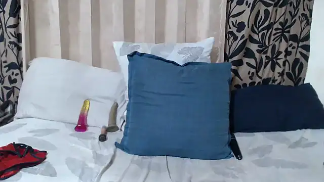 Sexynaughty23 লাইভ XXX চ্যাট