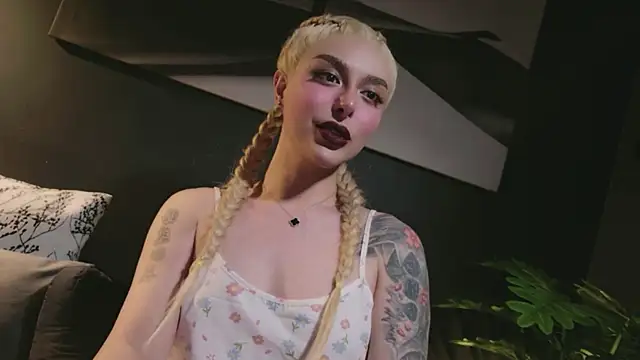 LetisiaRocks 现场XXX聊天