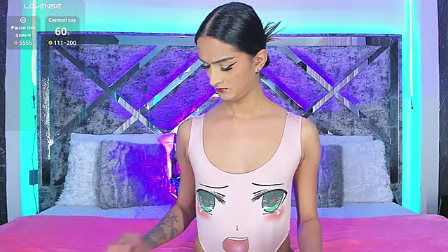 Chat +18 de misssasha__2 ao vivo