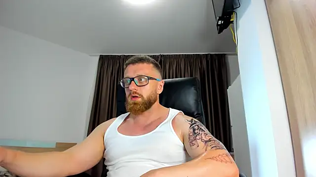 Findom_guy: онлайн-секс-чат