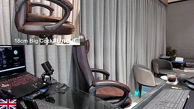 Živý XXX chat OnlineBossUK