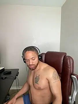 Fathero1time Live XXX-Chat