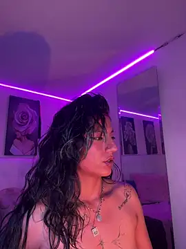 Chatroom XXX en direct de SamathaMay