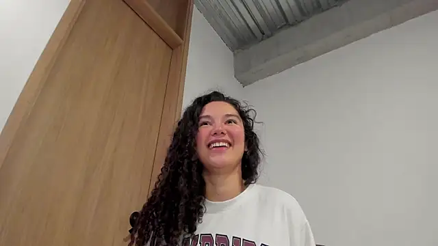 MiaRouseex: απευθείας συνομιλία ΧΧΧ