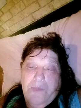 Apeesynka55211's Live XXX Chat