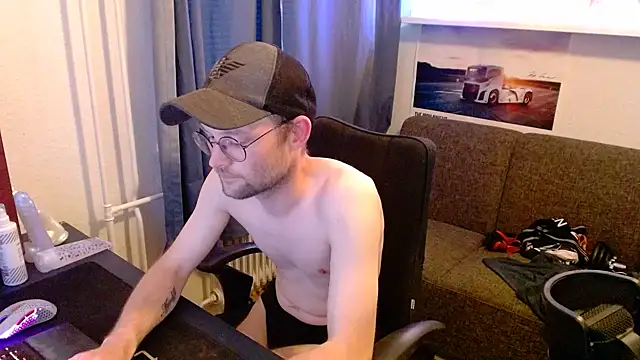 _whoisthatguy_ live XXX chat