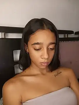 Chat +18 de Zoe_Sweett18 ao vivo