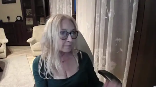 sofia_xkiss Chat XXX in diretta