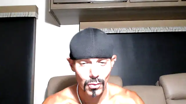 ThickD2C Chat XXX in diretta