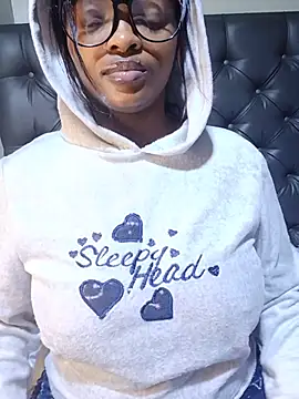 Chat +18 de DirtySweetlola32 ao vivo
