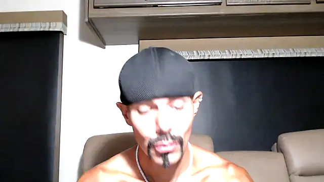 Chatroom XXX en direct de ThickD2C