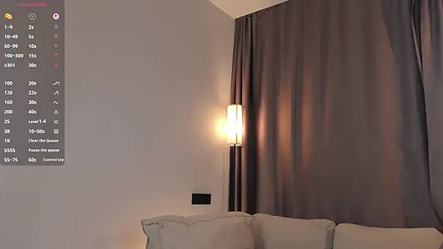 NovaOliphant Live XXX-chat