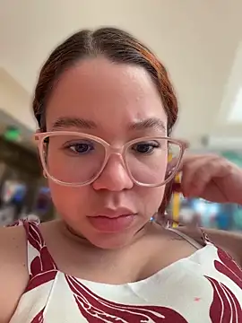Lucyklein2022 Live XXX-Chat