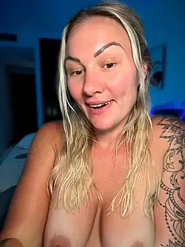 แชท XXX สดของ NastyMilf_