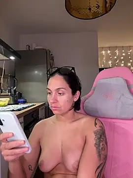 Chat +18 de LaPetiteKim ao vivo