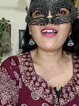 BhabhiPooja69 Chat XXX in diretta