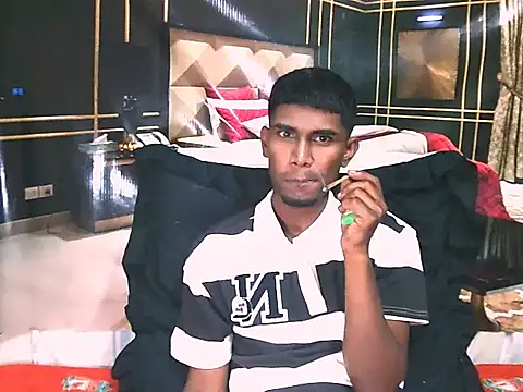 IndianThuggin Live XXX Chat