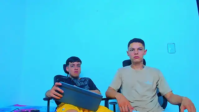 Živý XXX chat Thomas-Wil