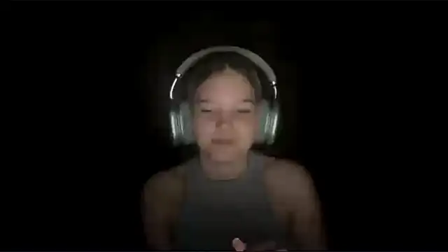 HellyRay XXX чат на живо
