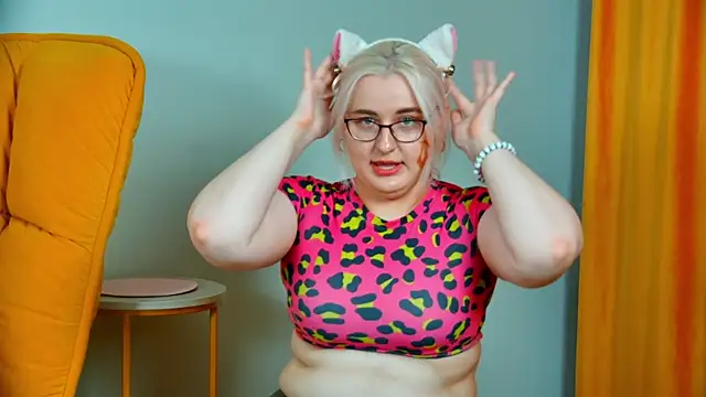 LioraArdyn élő XXX-chatje