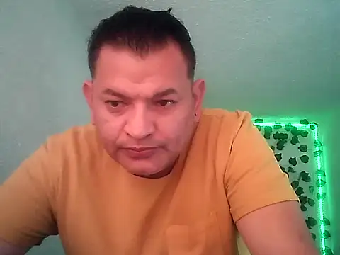 Show modela Alessandro-luxe na web-kameri