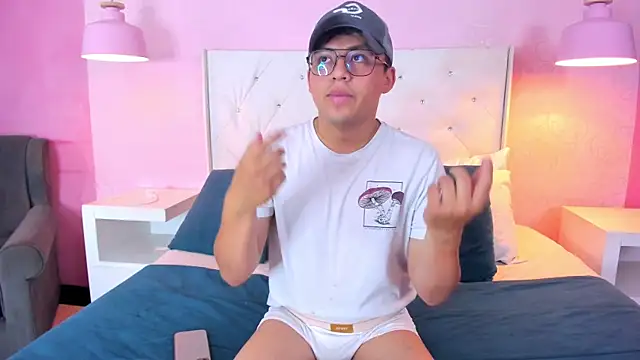 MarceeloMoretti Live XXX-chat