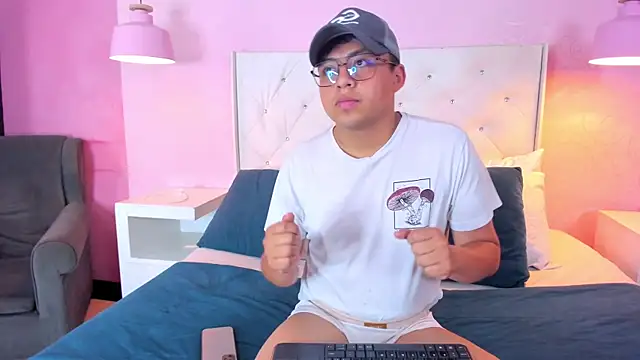 MarceeloMoretti Live XXX-chat