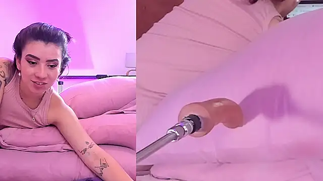 CandyHolmesn Live XXX chat
