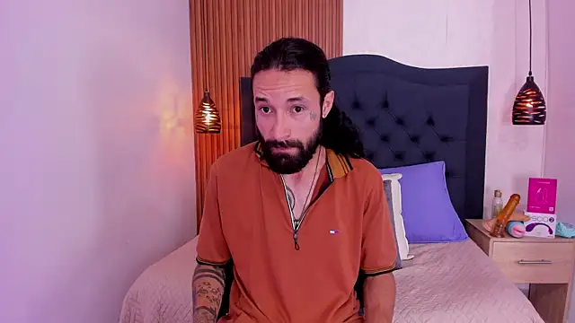 Hisoka_011 élő XXX-chatje