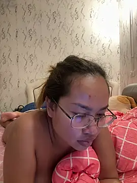 Ponthip Live XXX-chat
