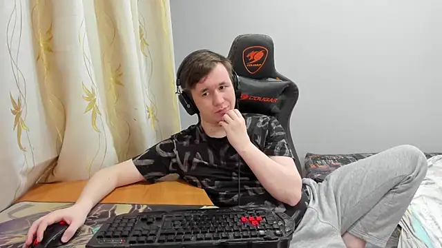 Онлайн чат XXX iliaskrislove