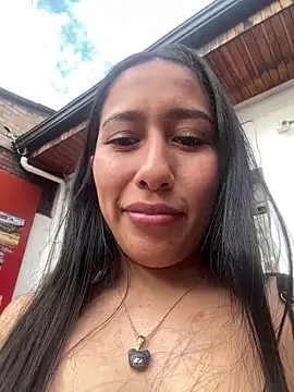 Amelia_Rivas Adlı Modelin Canlı XXX Sohbeti