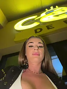 Chatroom XXX en direct de IsabellaEtthan