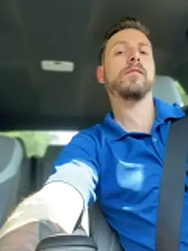 lockedstacking élő XXX-chatje