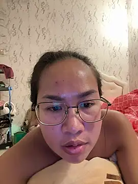 Ponthip 现场XXX聊天