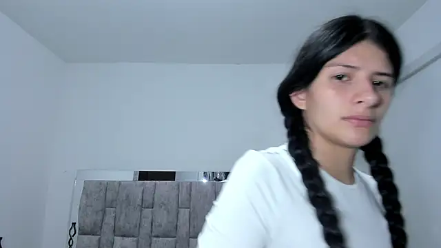 ZafiraNavarro's Live XXX Chat