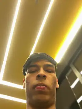 The_Conquer Live XXX-Chat
