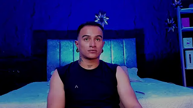 LiamDeepn Live XXX chat