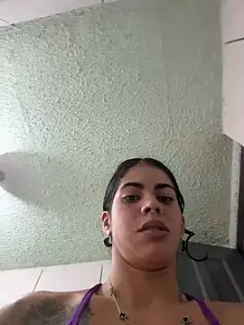 Chat +18 de bruxinha01 ao vivo