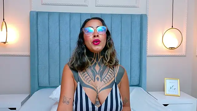 NicoleBlum's Live XXX Chat