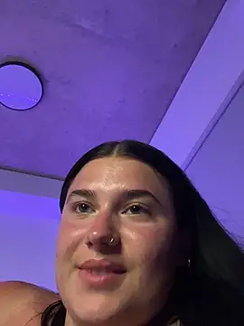KimberlyBlueOfficial's Live XXX Chat