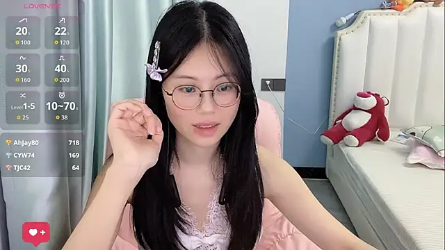 Luna-666 Live XXX Chat