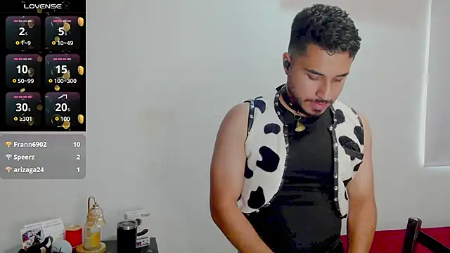 Philip_Reid_ Live XXX-Chat