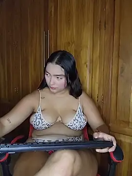 Mia_em's Live XXX Chat