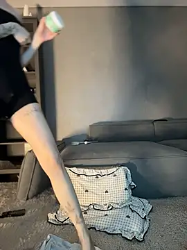 Bastetn Live XXX chat