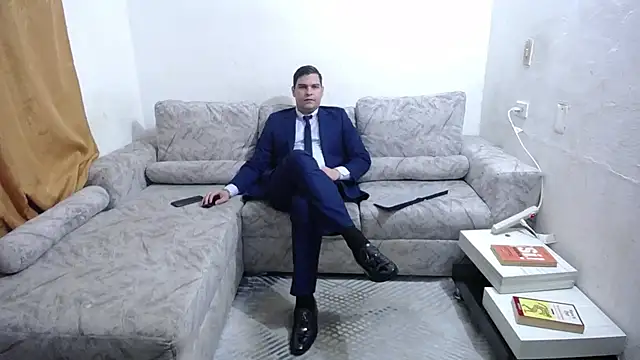 Victor_Maitland XXX чат на живо