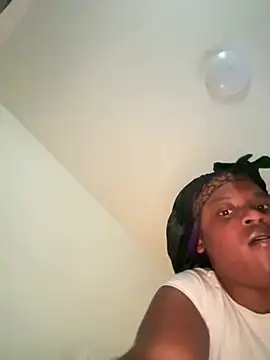 Prettynthick12's Live XXX Chat