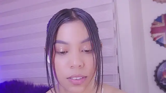 Онлайн чат XXX madelyn_rose_